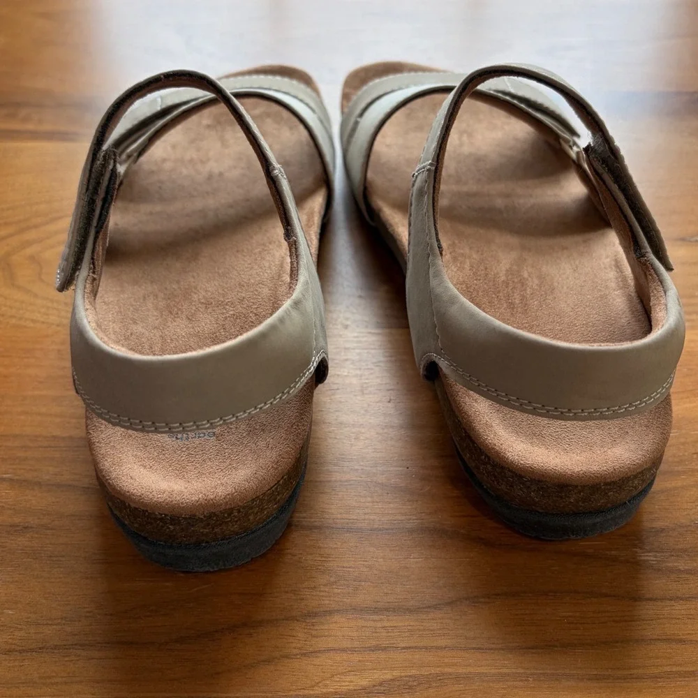 Earth Origins Beige Strappy Comfort Sandals